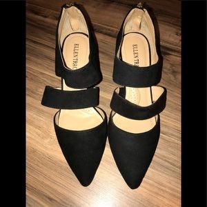Ellen Tracy Biana pointed toe strappy black heelA3